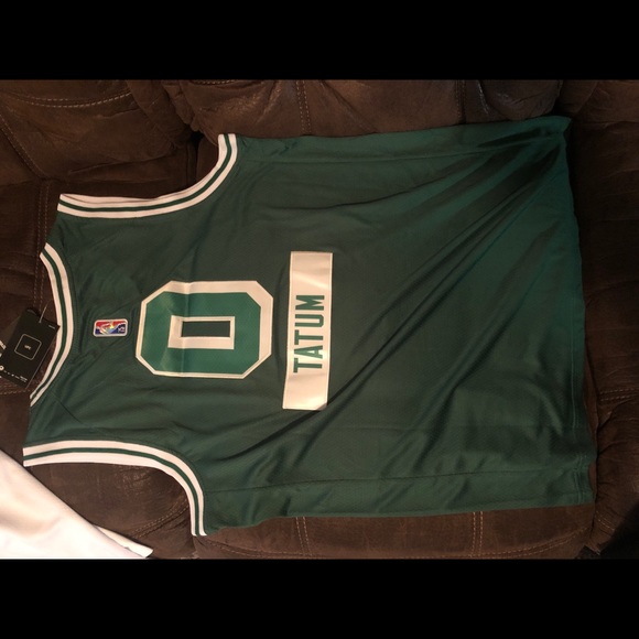 Boston Celtics jersey - Picture 1 of 2